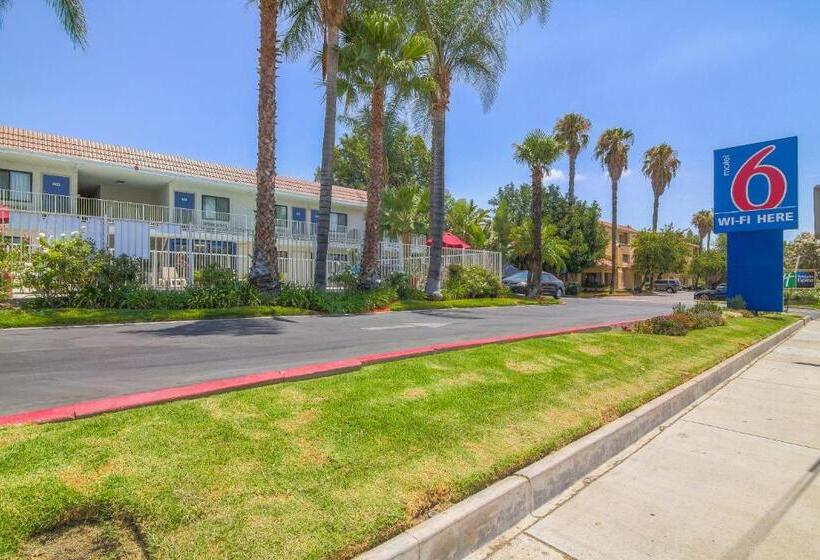 Motel 6simi Valley, Ca