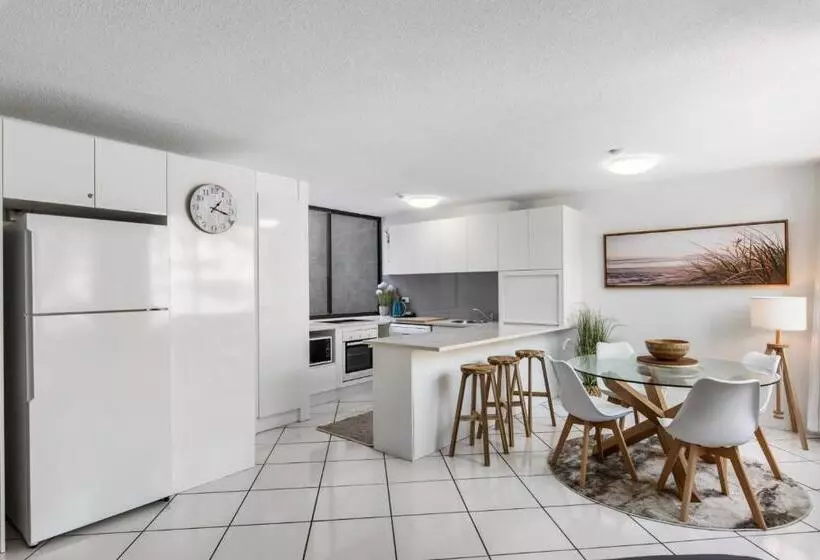 Mylos Holiday Apartments