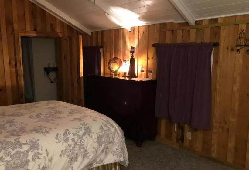 Пансион Rabun Manor Resort