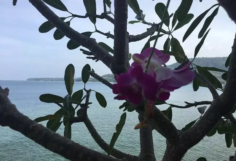 Курорт Ma Maison Boutique Hotel. In Phuket