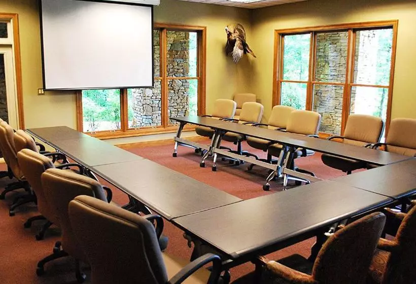 Курорт Pursell Farms