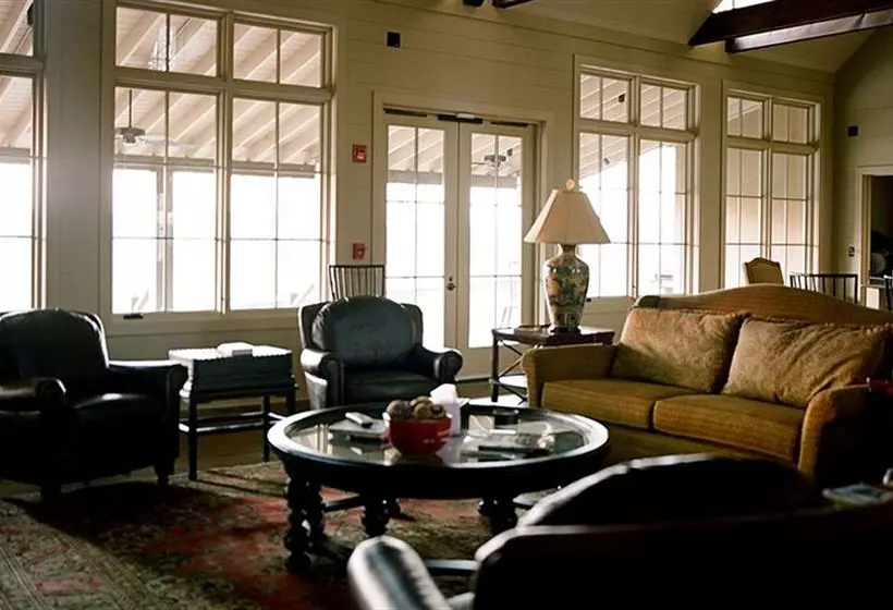 Курорт Pursell Farms