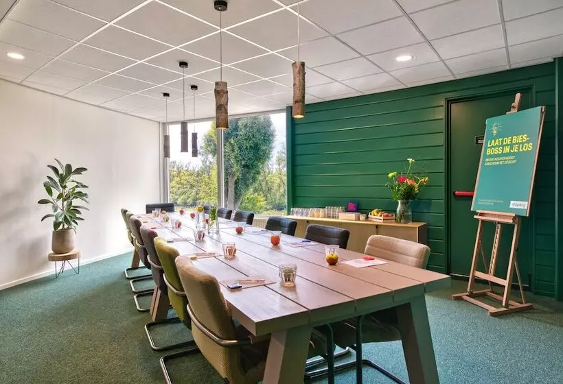 Stayokay Hostel Dordrecht   Nationaal Park De Biesbosch