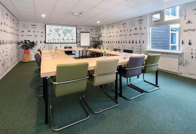 Stayokay Hostel Dordrecht   Nationaal Park De Biesbosch