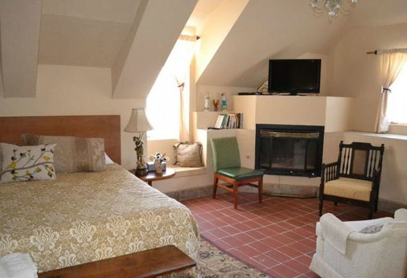 Tamaracks Country Villa Bed & Breakfast