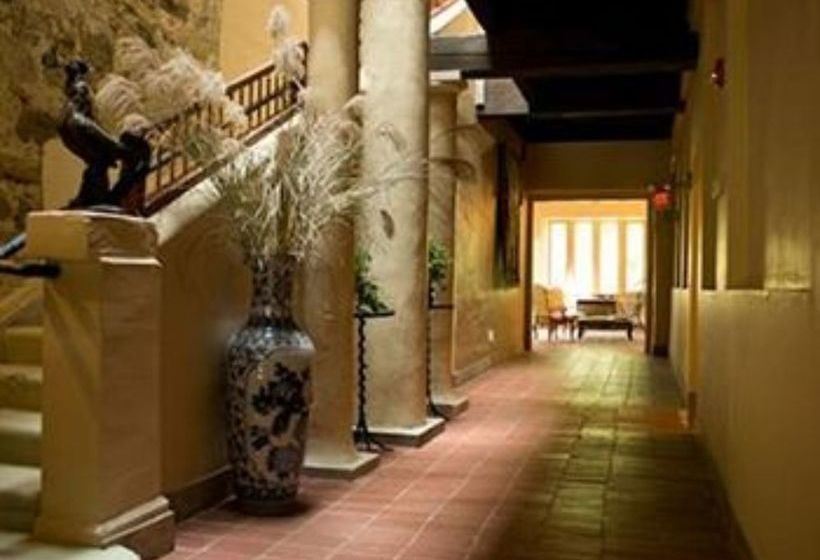 Tamaracks Country Villa Bed & Breakfast