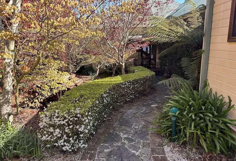 Valley Of The Waters B&b