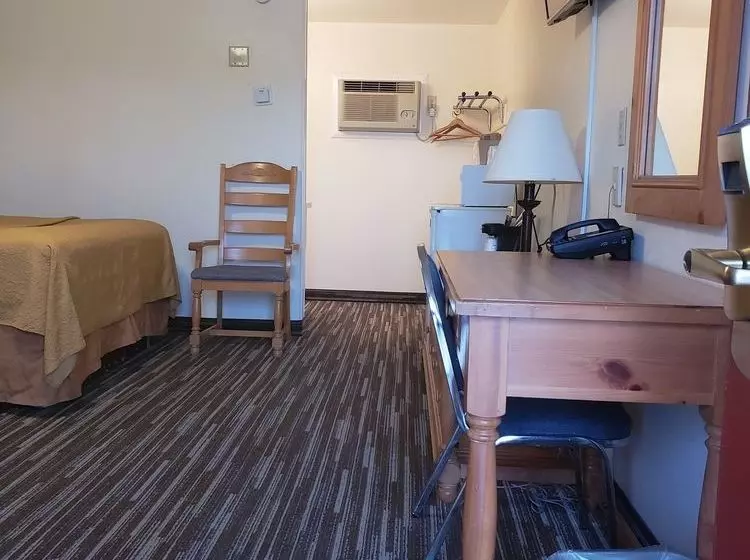 Western Motel Hardin