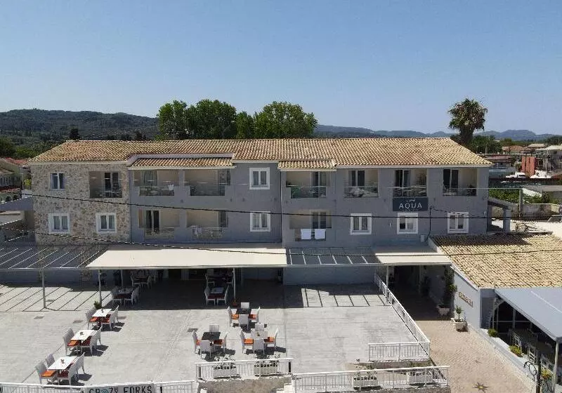 Hotelli Aqua Luxury Suites By Estia