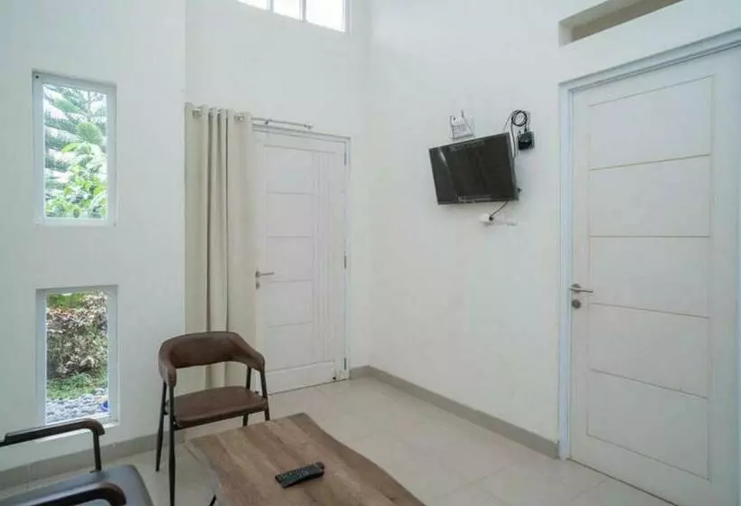 Hôtel Koolkost At Batutulis Bogor 2