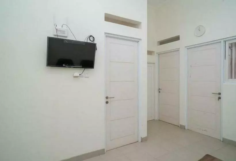 Hôtel Koolkost At Batutulis Bogor 2