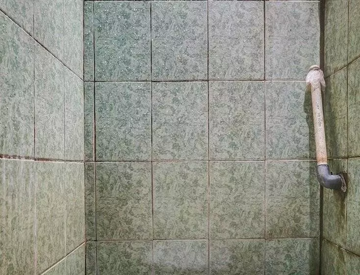 Hotelli Oyo Homes 91128 Desa Wisata Lebakmuncang Ciwidey Syariah