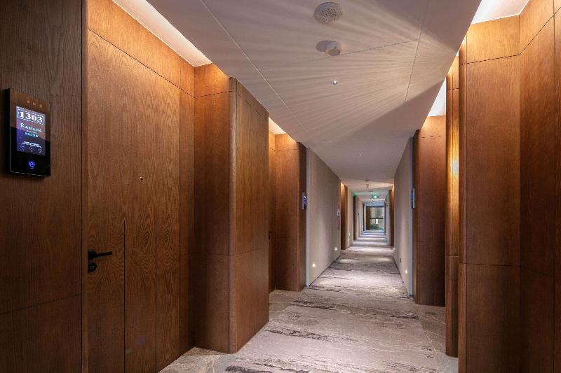 Отель Ramada By Wyndham Changsha West