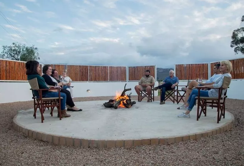 Hotelli Shanzeley Guest House