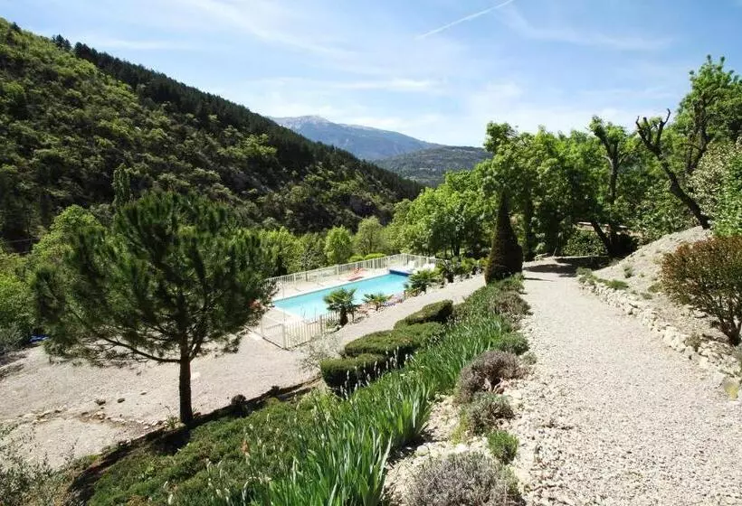 Majatalo La Clue/ Le Jas Du Ventoux