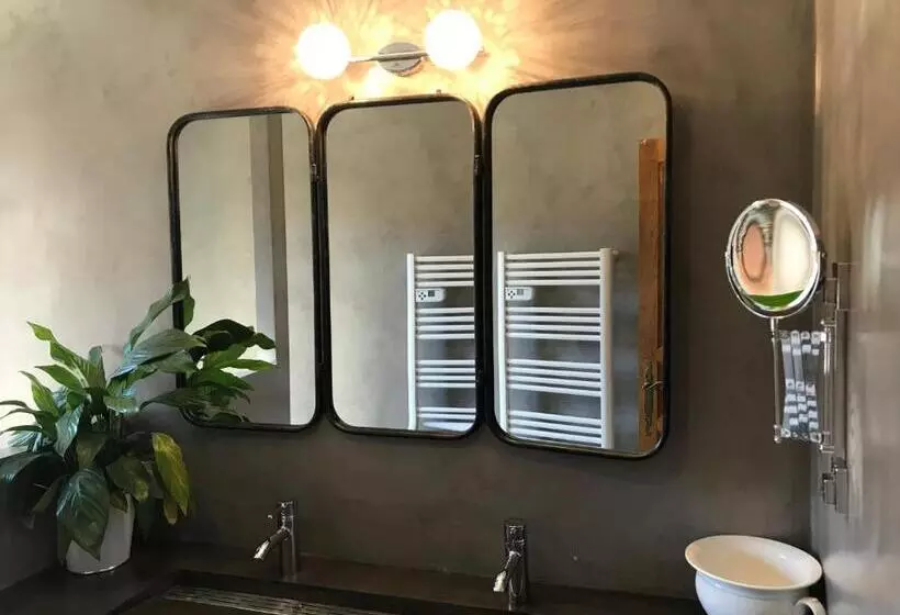 Majatalo La Clue/ Le Jas Du Ventoux