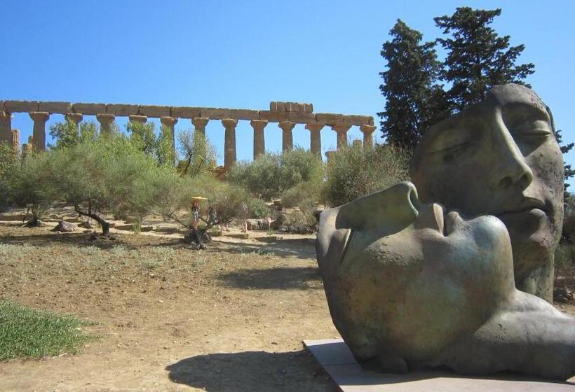 هتل B&b La Casa Di El