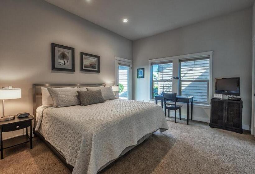 Отель Dover Bay Bayside South