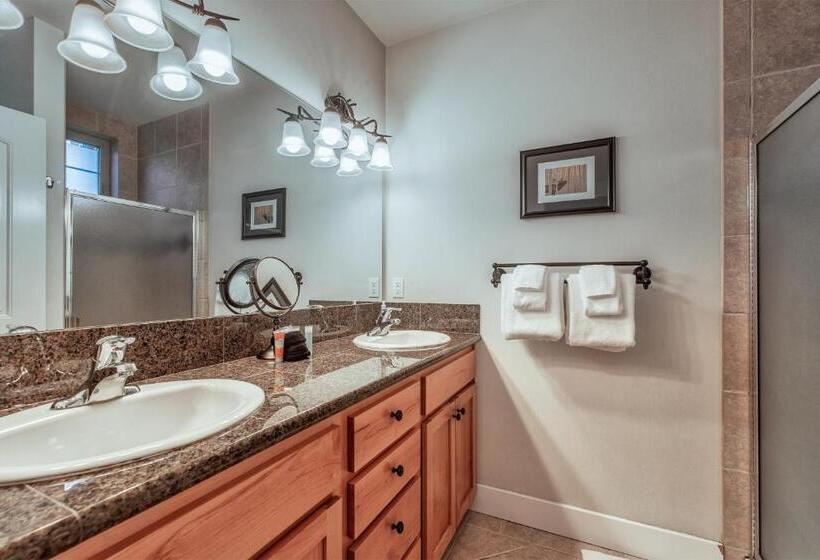 Отель Dover Bay Bayside South