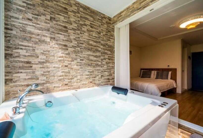 Отель Ganghwado Noeul Spa Pension