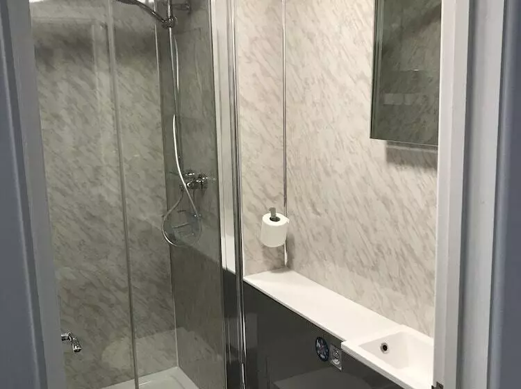 Hotelli The Halfway House