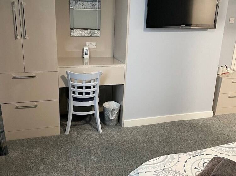 Hotel The Halfway House