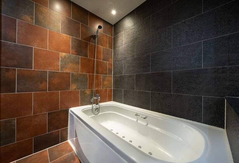 Gimpo Drive In Hotel Laboum