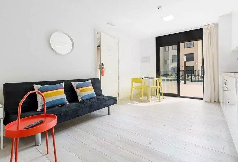 Hotelli Castell Beach