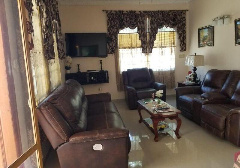 هتل Dela Derose Guest House Negril Jamaica