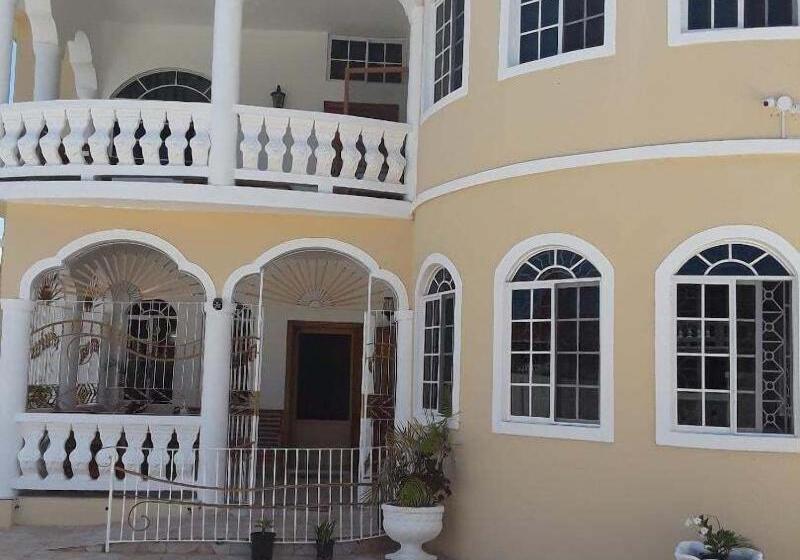 هتل Dela Derose Guest House Negril Jamaica