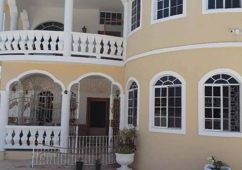 هتل Dela Derose Guest House Negril Jamaica