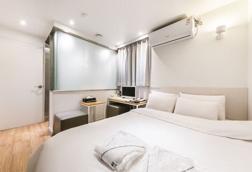 Hotel Doksan Minimal Season