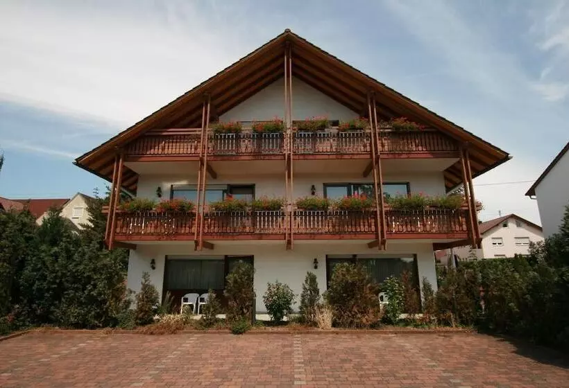 Hotelli Garni Sebastian