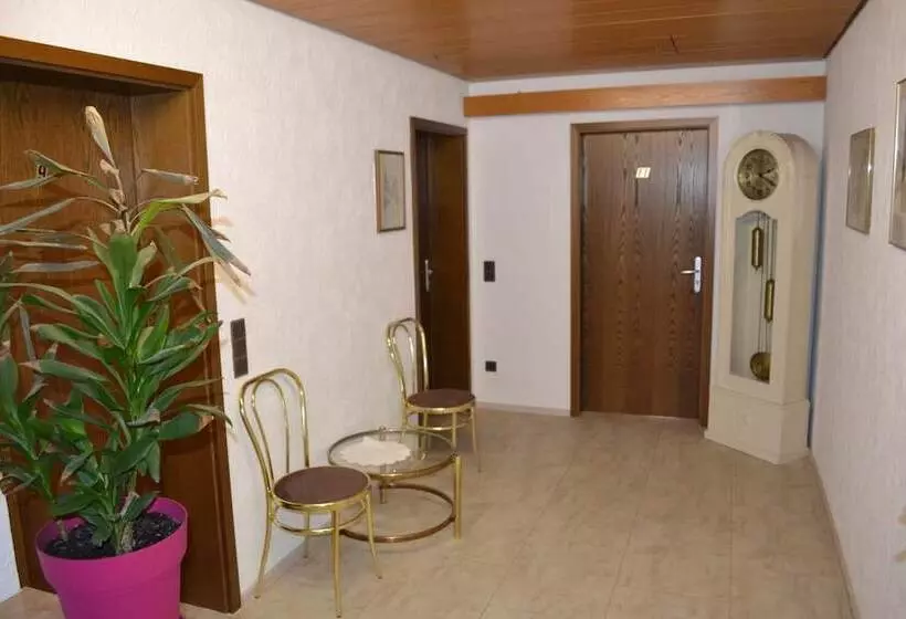 Hotelli Garni Sebastian