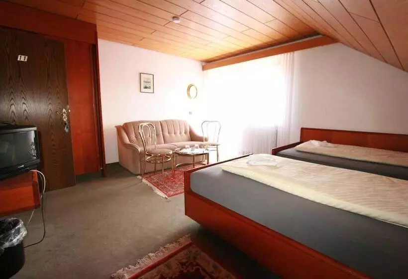 Hotelli Garni Sebastian