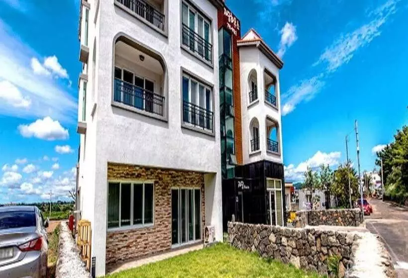ホテル Seogwipo Jadam House Pension