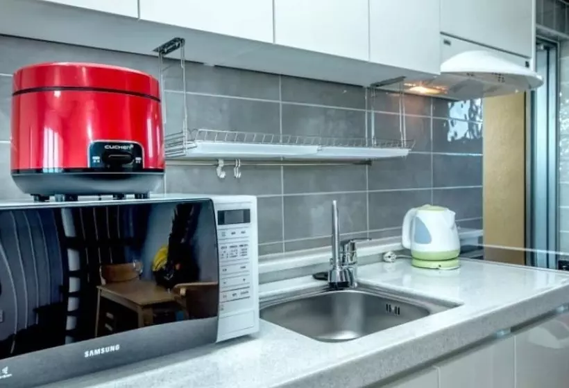 ホテル Seogwipo Jadam House Pension