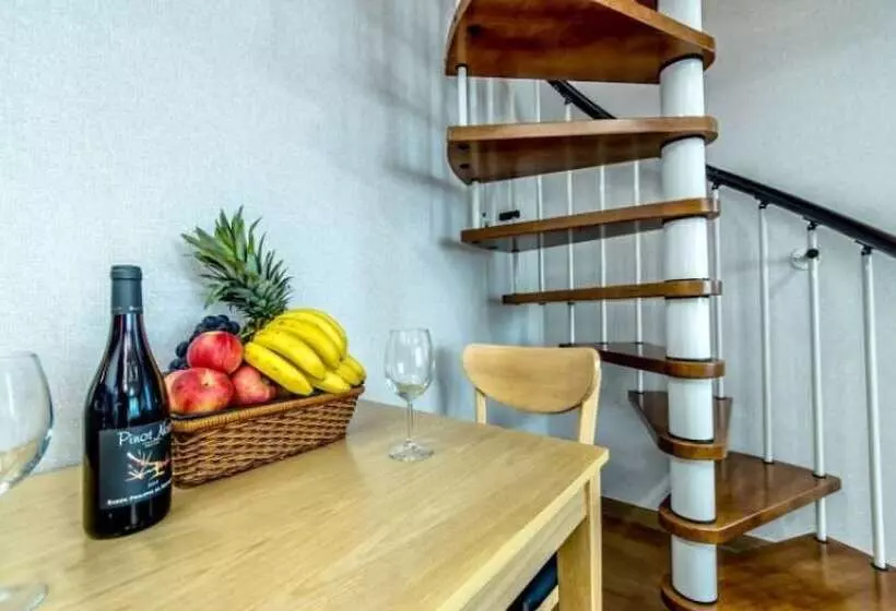 ホテル Seogwipo Jadam House Pension