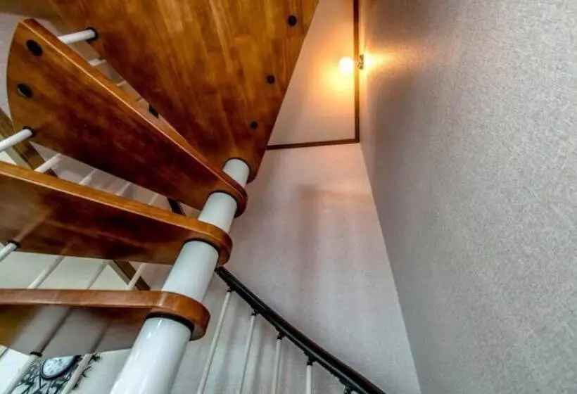 ホテル Seogwipo Jadam House Pension