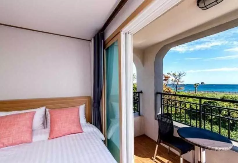 ホテル Seogwipo Jadam House Pension