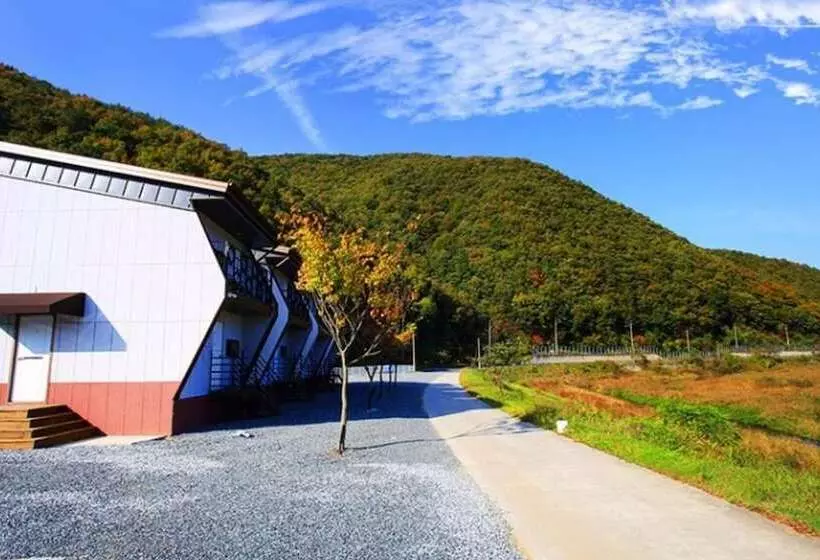 Hotelli Nonsan Byeolbinmaru Pension