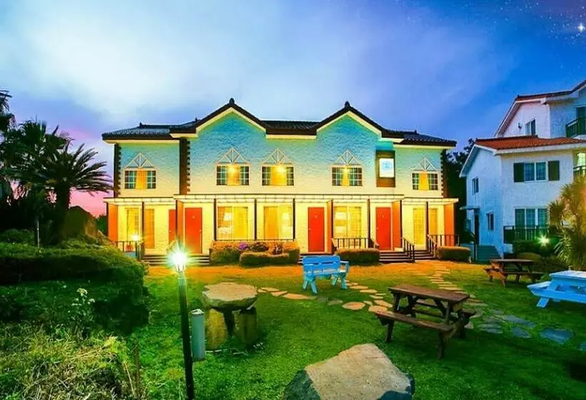 ホテル Seoguipo Dongsangilmong Pension