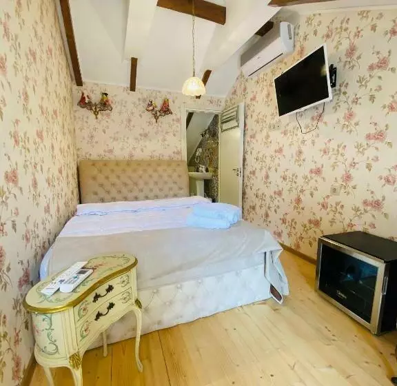 Tatin   Hotel & Café In Mtskheta