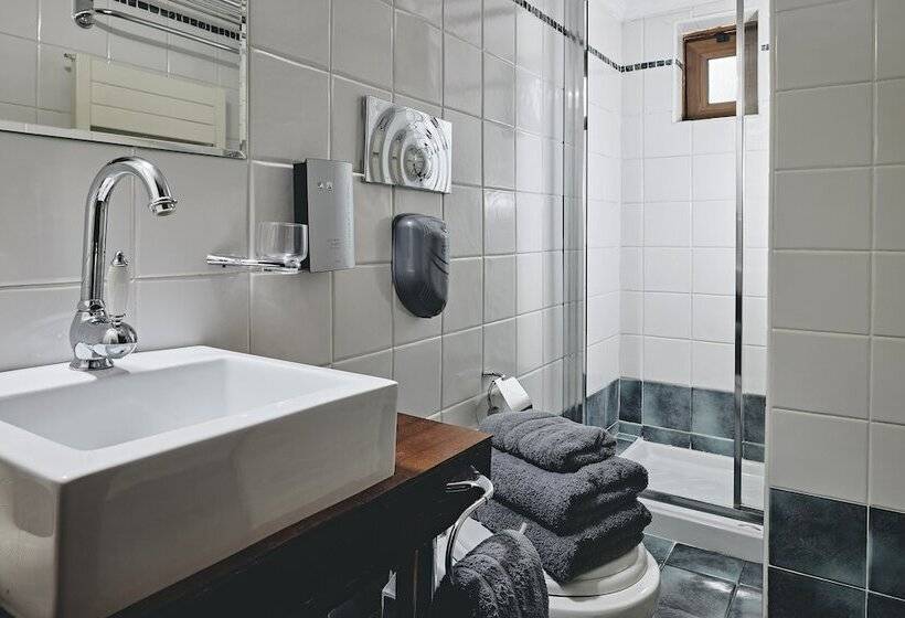 호텔 White Hills Suites & Spa