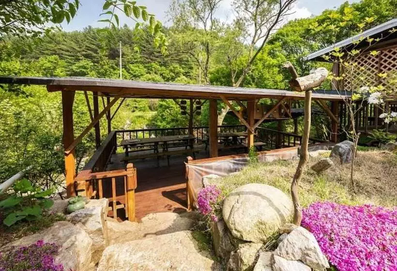 هتل Yangpyeong Happy Story Pension