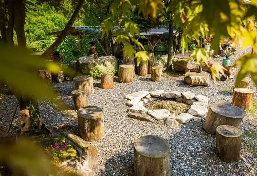 هتل Yangpyeong Happy Story Pension