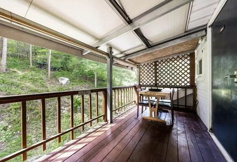 هتل Yangpyeong Happy Story Pension