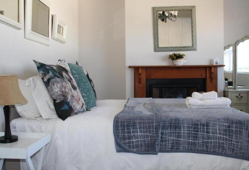 膳宿费 Oakview Guesthouse