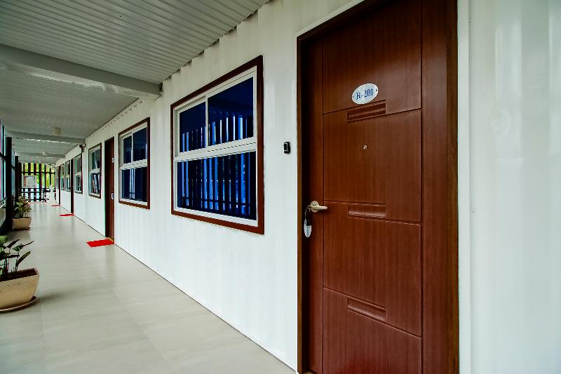 ホテル Vaccinated Staff   Capital O 849 Carcar Eco Farm Resorts