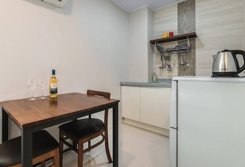 酒店 Gangneung Badauibyeol Pension